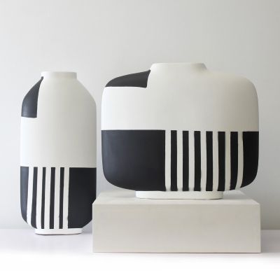 Minimalism Hand Paint White Black Stripe Grid Ceramic Flower Vase For Showroom Decor