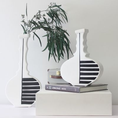 Modern Simple Minimalism Geometry Creative White Black Stripe Ceramic Vase For Study Decor