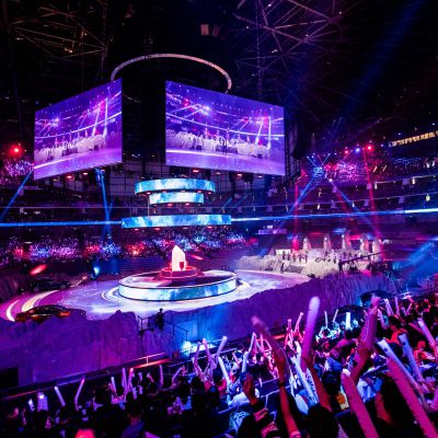 A timing and scoring system for esports competitions