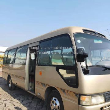 petrol / diesel manual used cheap JAPAN MADE white toyota coaster for sale with 30 seats