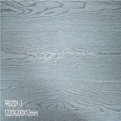 Foreign trade HDF floor factory apartment retrofitted wood grain composite wood flooring cement tile self-leveling laminate floor