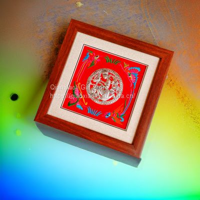 Guizhou silver decoration painting, handmade Miao embroidery, silver painting, ethnic handicrafts, various sizes, customizable logo, business conference gifts, and hand gifts