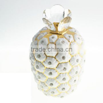 Ceramic Gift Decorative Gold Pineapple Figurine Made With Swarovski Elements V1065-0610-1