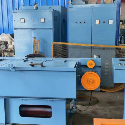 Center wire drawing machine with continuous annealing equipment
