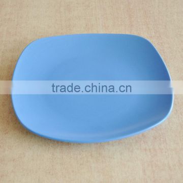 square ceramic plate with solid color
