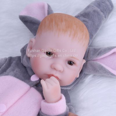 10 inches of cute simulation reborn baby foreign trade sources WISH Quick Sale Amazon products