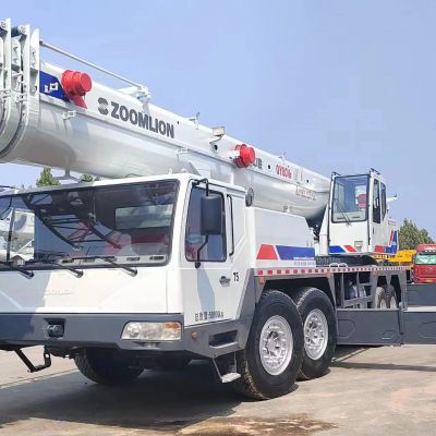 USED 80 ton ZOOMLION QY80V truck crane FOR SALE