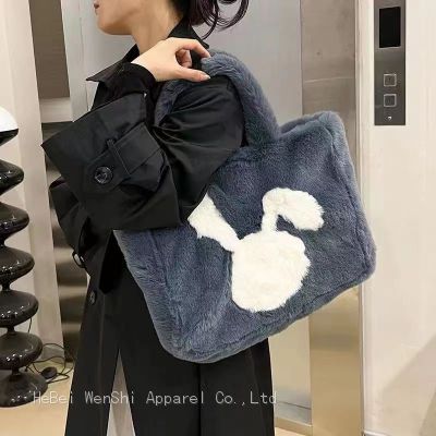 34Autumn and winter plush bag square large capacity Tote women's bag soft handbag shoulder cute rabbit pattern fashion fur bag wholesale