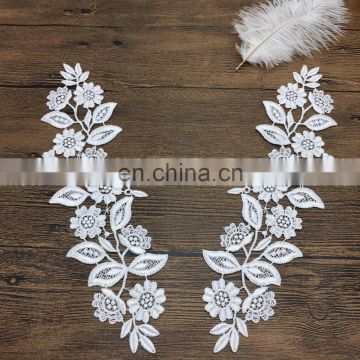 OLN14820 Latest beautiful flower design neck embroidery design for dress