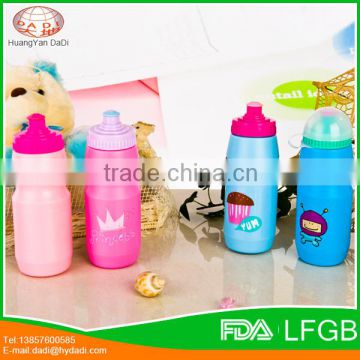 Wholesale Eco-Friendly PE sports water bottle , plastic water bottle                        
                                                Quality Choice