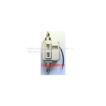 Bellows differential pressure controller