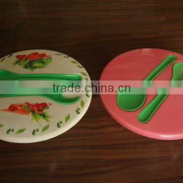 plastic salad bowl and tableware with lid