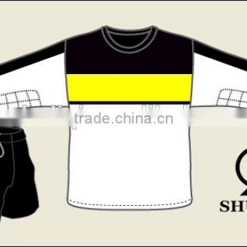 2016 Latest sportswear tracksuits wholesale China/plain tracksuit for men/custom wholesale uniforms football