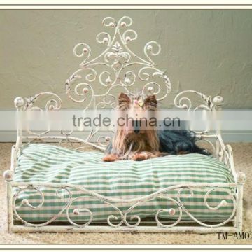 Old World Antique Scroll Pet Bed