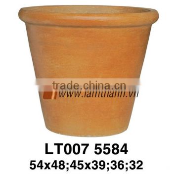 Southern Vietnam Exporter Classic Decorative Pyramid Fice Natural Ceramic