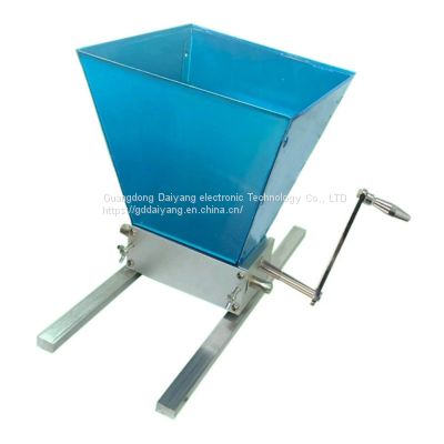 DY-666 Daiyang Group hand roll stainless steel grinding machine malt crusher factory direct sales