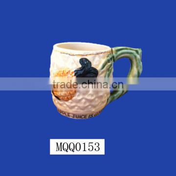 New coming popular ceramic wholesale pineapple mug