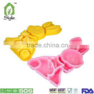 Silicone rabbit shape divided cake pan