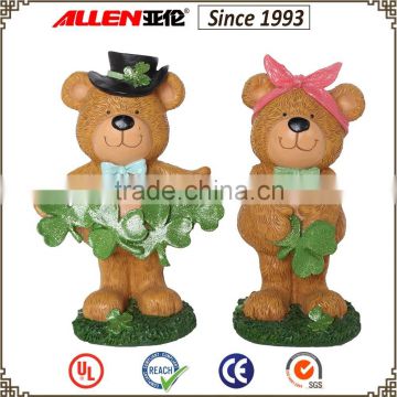 6.9" polyresin bear figurines with shamrock for ireland souvenir
