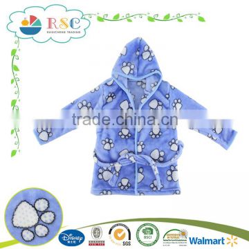 2016 factory wholesale hooded baby bathrobe of 100% polyester