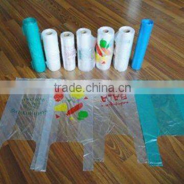 2013 HIGH QUALITY HDPE plastic T-shirt bags on roll with printing