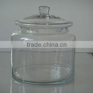 Hand made clear round glass vase