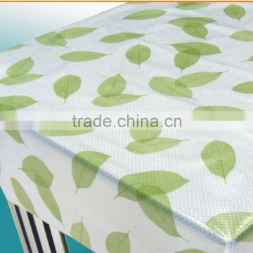 YH-3273 Embossed tablecloth with non-woven/fannel backing (golden/silver grounding)