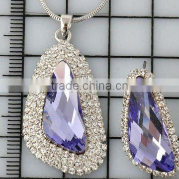 shiny crystal necklace, high end gemstone jewelry for women