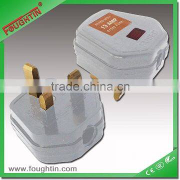 3 pin plug with fused and light whole white electric plug