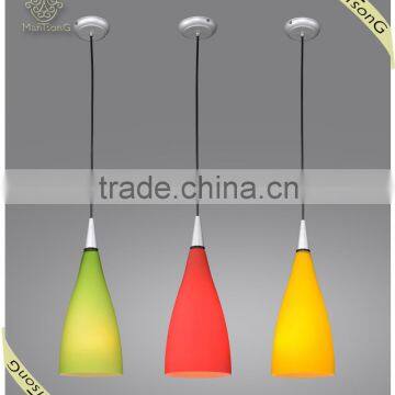 2015 Hot sale modern red hanging light fixtures glass pendnat lamp for dining room