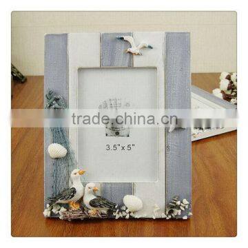 Quality unique contemporary wooden photo frame moulding