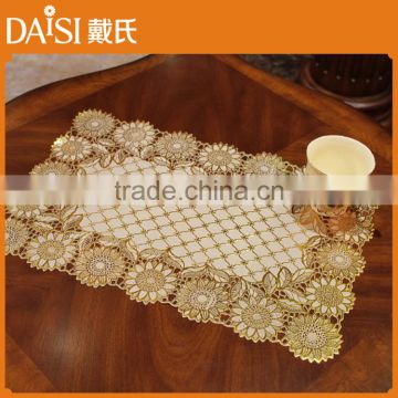 Decorative table mats spring placemats and table runners