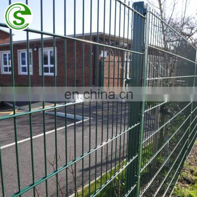 Rigid modern green vinyl coated welded wire mesh decorative 8/6/8 double wire fence for sale