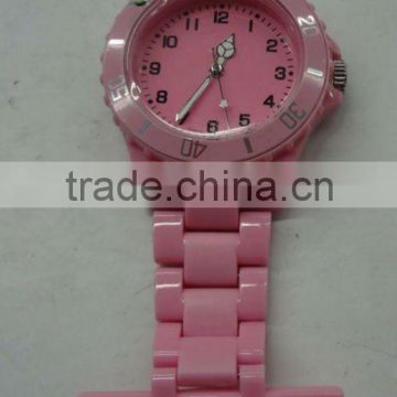 fashion plastic nurse pocket watch cheap nurse quartz pin watches hot selling nurse doctor medical watch