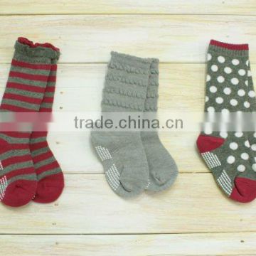 [Japanese design] High socks for Babies, Kids and Toddlers (hosiery)