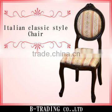 Italian classic style armchair designed in Japan for wholesale