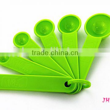 JH5504 New design colorful plastic measuring spoon
