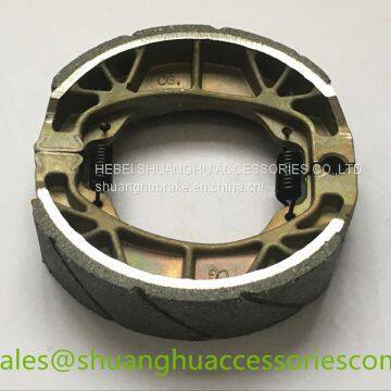 Motorcycle brake shoe for Honda,weightness of 180g,Brake lining with groove