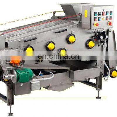 Belt press juicer extracting and processing machine especially for coconut meat milk