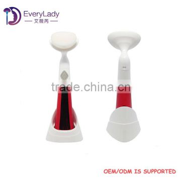 Hot selling electric facial rotating cleaning brush