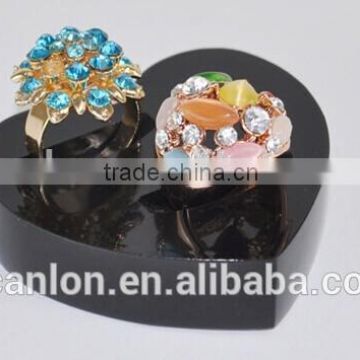 Custom acrylic ring display ring holder ring display case