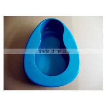 Bedpan Blue plastic materials For both men and women