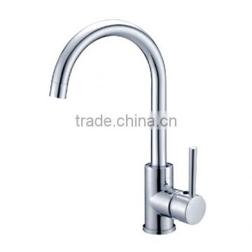 Classic style brass kitchen sink faucet factory price
