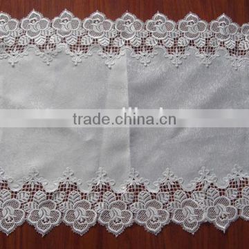 lace table runners for weddings