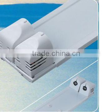 supr-thin t8 2x20W lamp fixture with flat cover