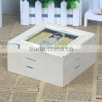 gift Box with wood table frame