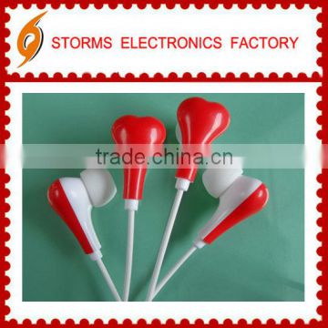 2016 new red heart design promotional China supplier earphones&earbud