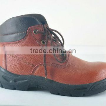 red safety shoes
