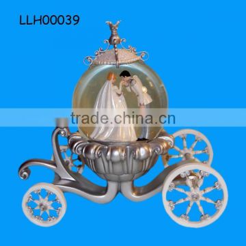 Popular Wedding Favor Crystal Water Globe