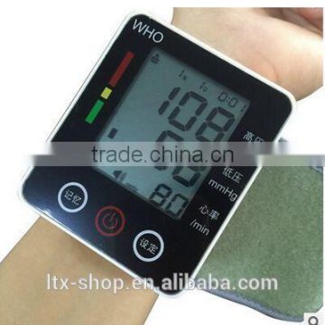 Hot-selling Simple Digital Blood Pressure Motitor Portable Wrist Professional Automatic Blood Pressure Monitor